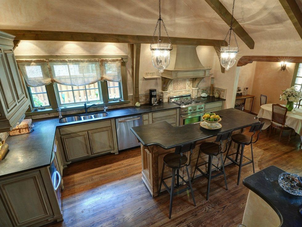 7022 Pasadena Avenue