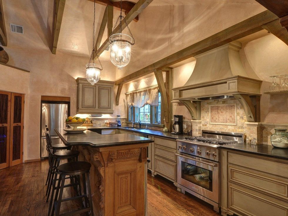 7022 Pasadena Avenue