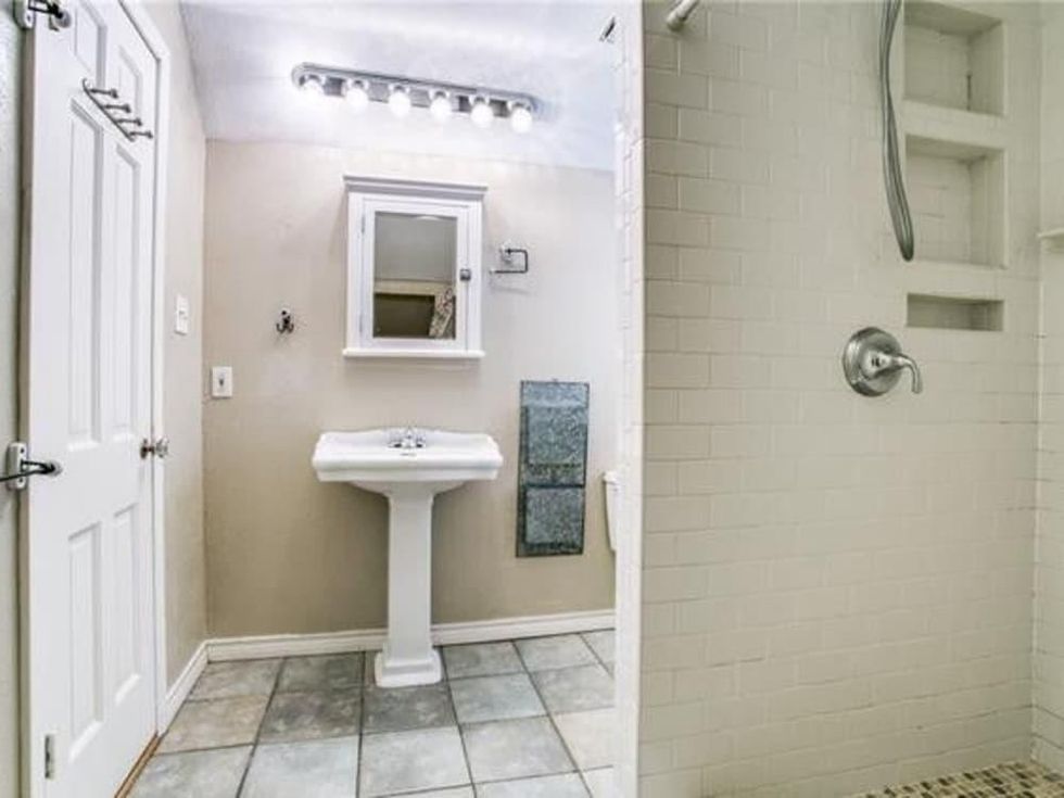 7210 Casa Loma, Dallas