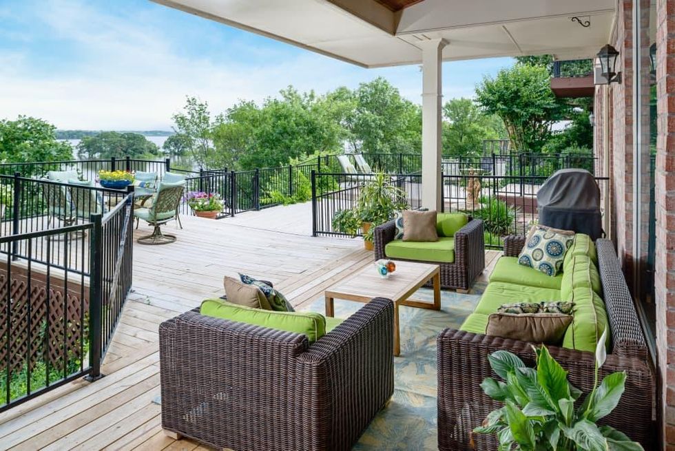 808 Lake Breeze Dr. Dallas home for sale