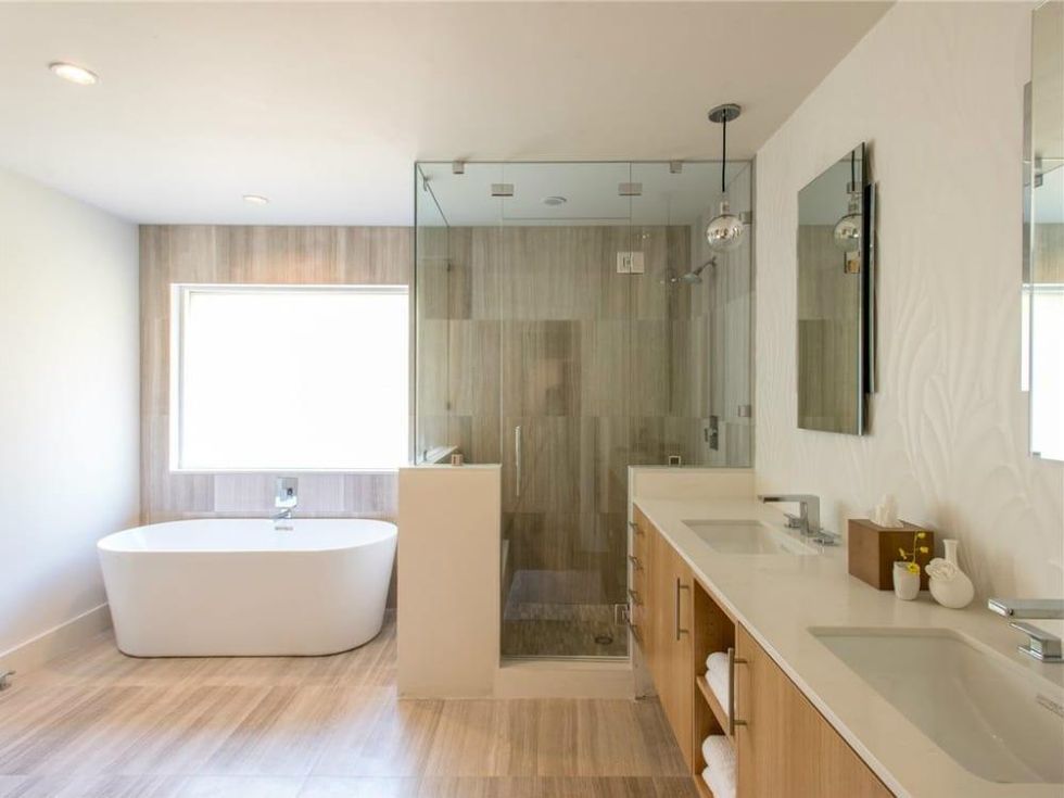 9031 Woodhurst Dr. house for sale