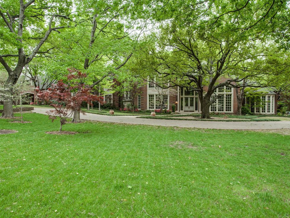 9246 Sunnybrook Ln. in Dallas