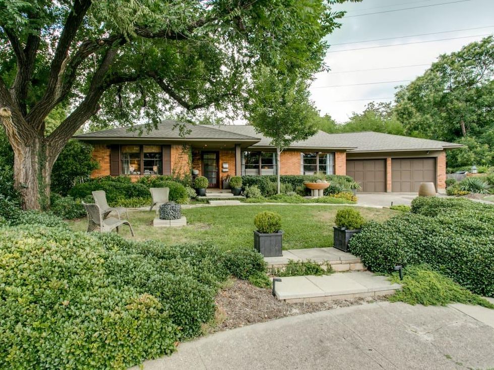 Midway Hollow traditional provides entree to indemand Dallas