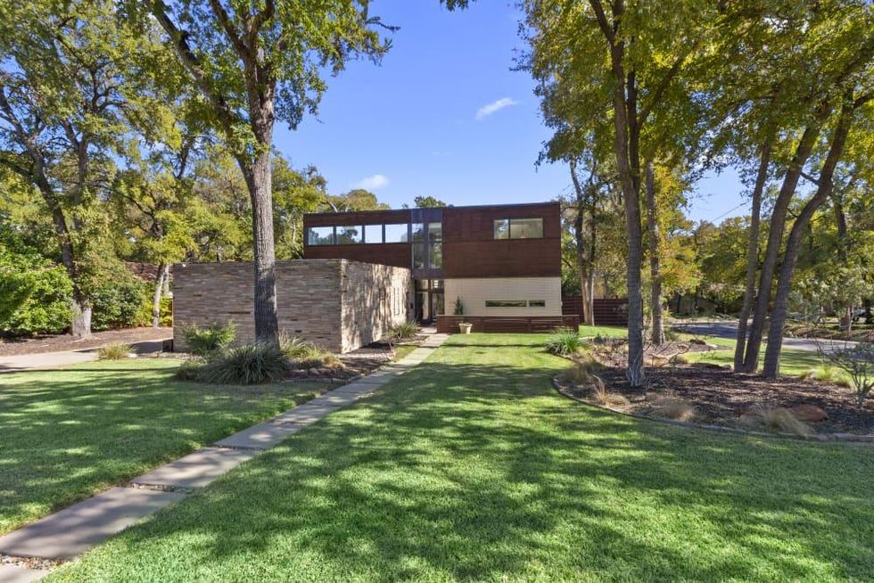 9562 Ash Creek Drive