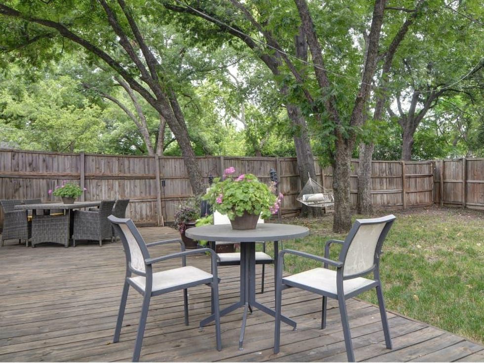 9870 Mixon Dr. for sale in Dallas