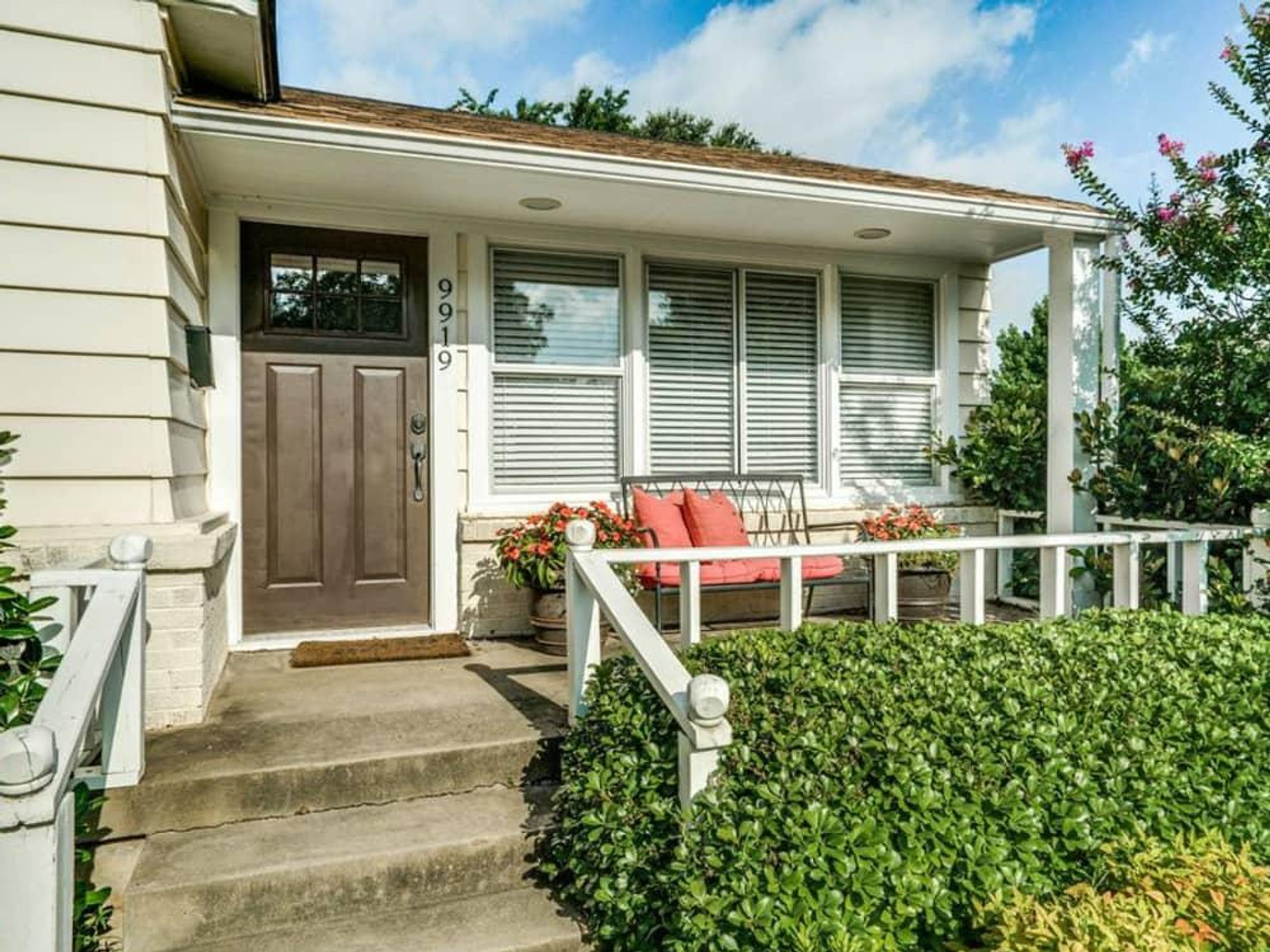 9919 Dresden Drive Exterior