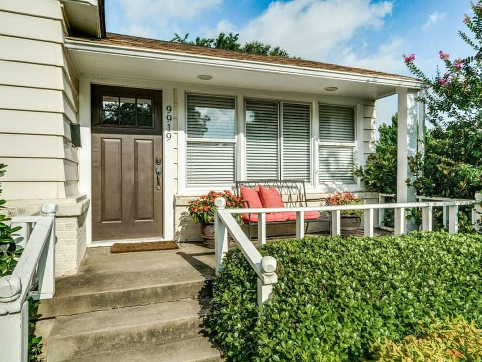 9919 Dresden Drive Exterior