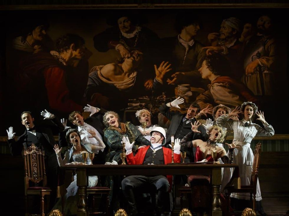 A Gentleman's Guide to Love and Murder