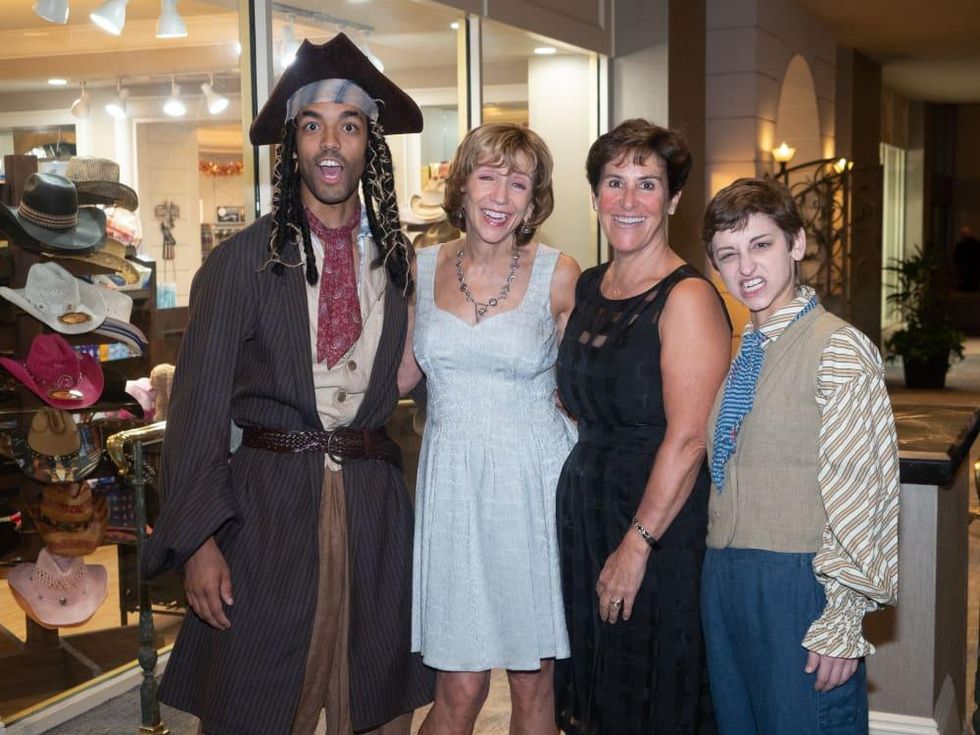 Aaron Jay Green, Karen Travis, Melinda Johnson, Katy Tye