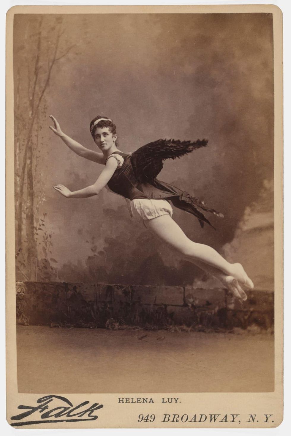 Acting Out: Cabinet Cards and the Making of Modern Photography