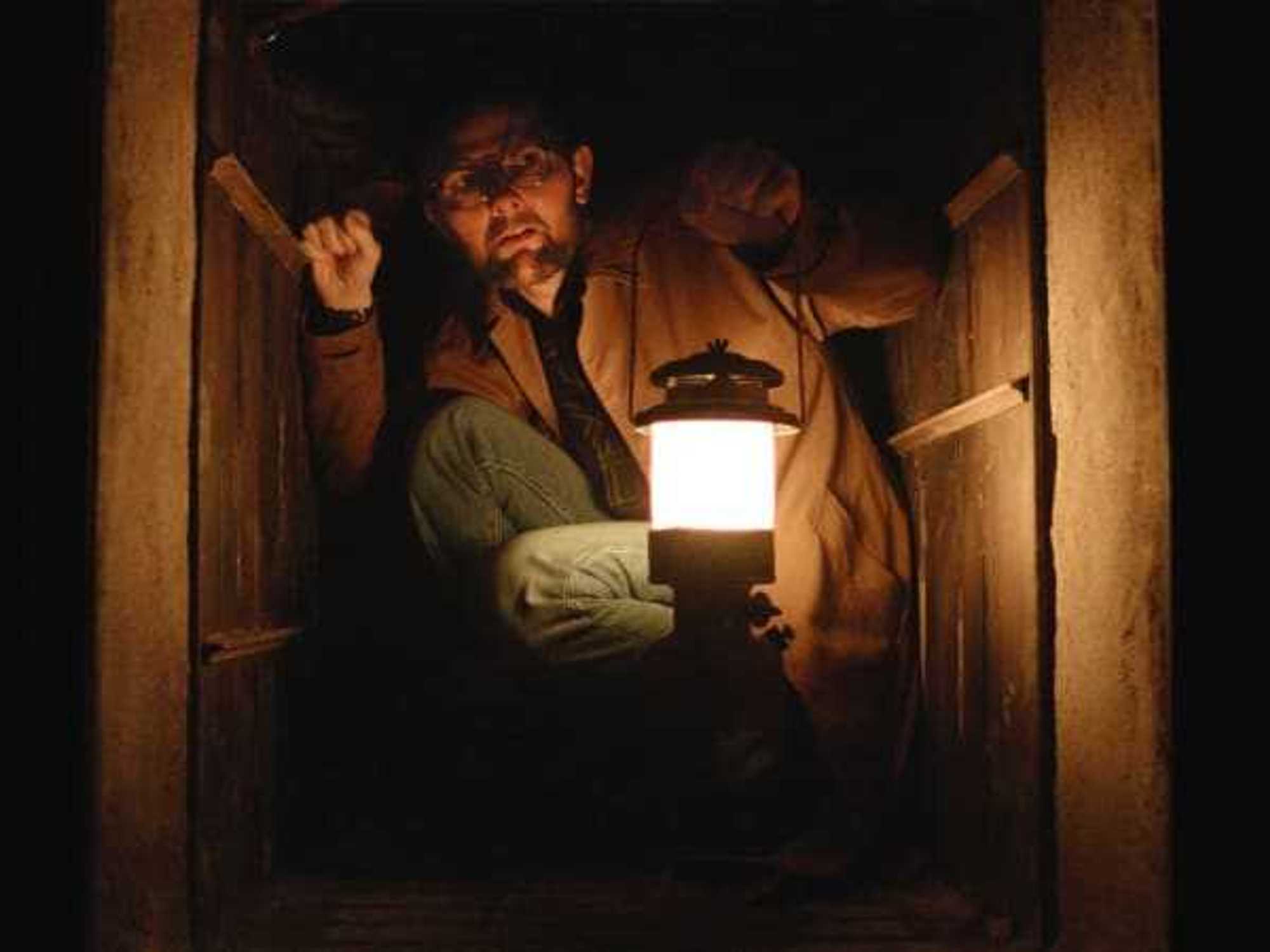 Adam Scott in Hokum
