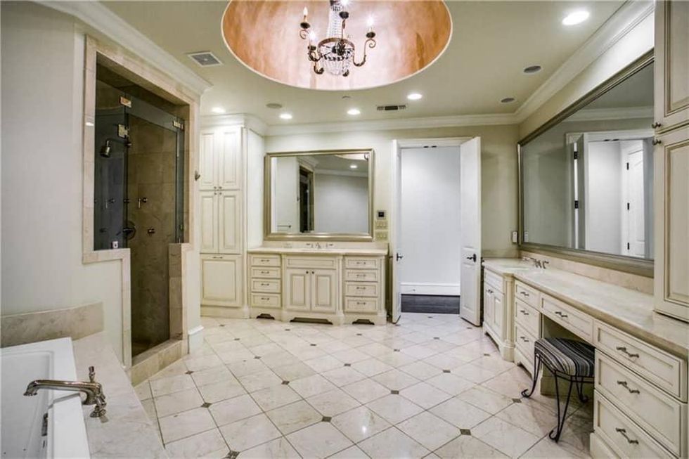 Adrian Beltre home, 4311 Brookview Dr, Preston Hollow