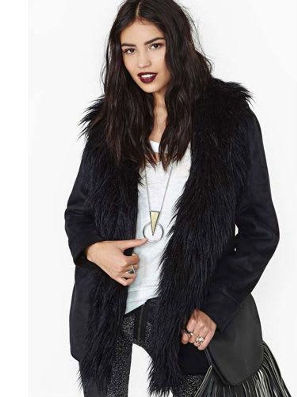 10 Fashionable And Affordable Ways To Keep Warm When It's Freezing 