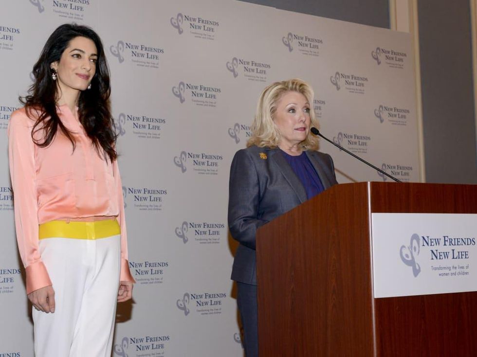 Amal Clooney, Jeanne Phillips