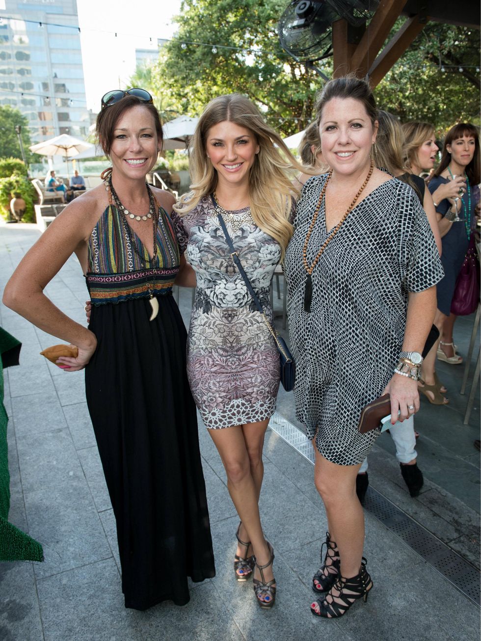 Amy Claro, AshLee Fraizer, Amy Coffey, table 5, Kelly Ervine, Haley Finucane, Jordan Liberty, Alyssa Harker, Chelsea Sproles, Sue Schwartz, SJ Loves B \u201cGlam Up Your Gameday\u201d