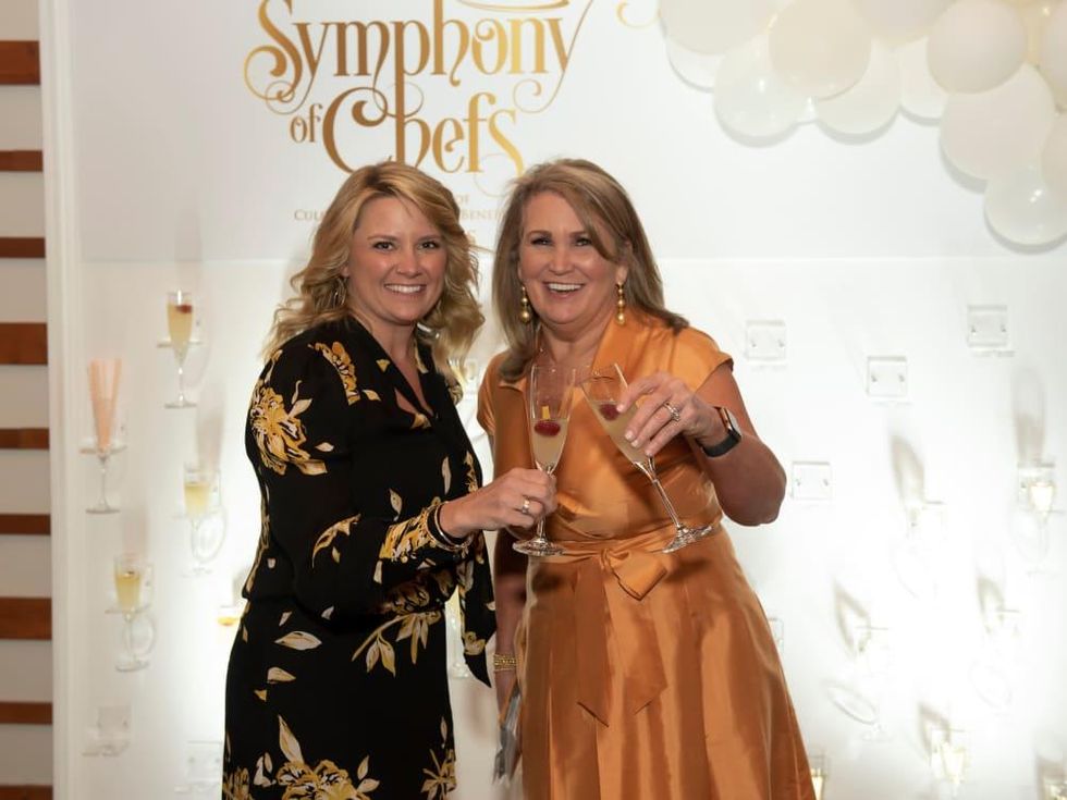 Amy Pratt, Diana Crawford