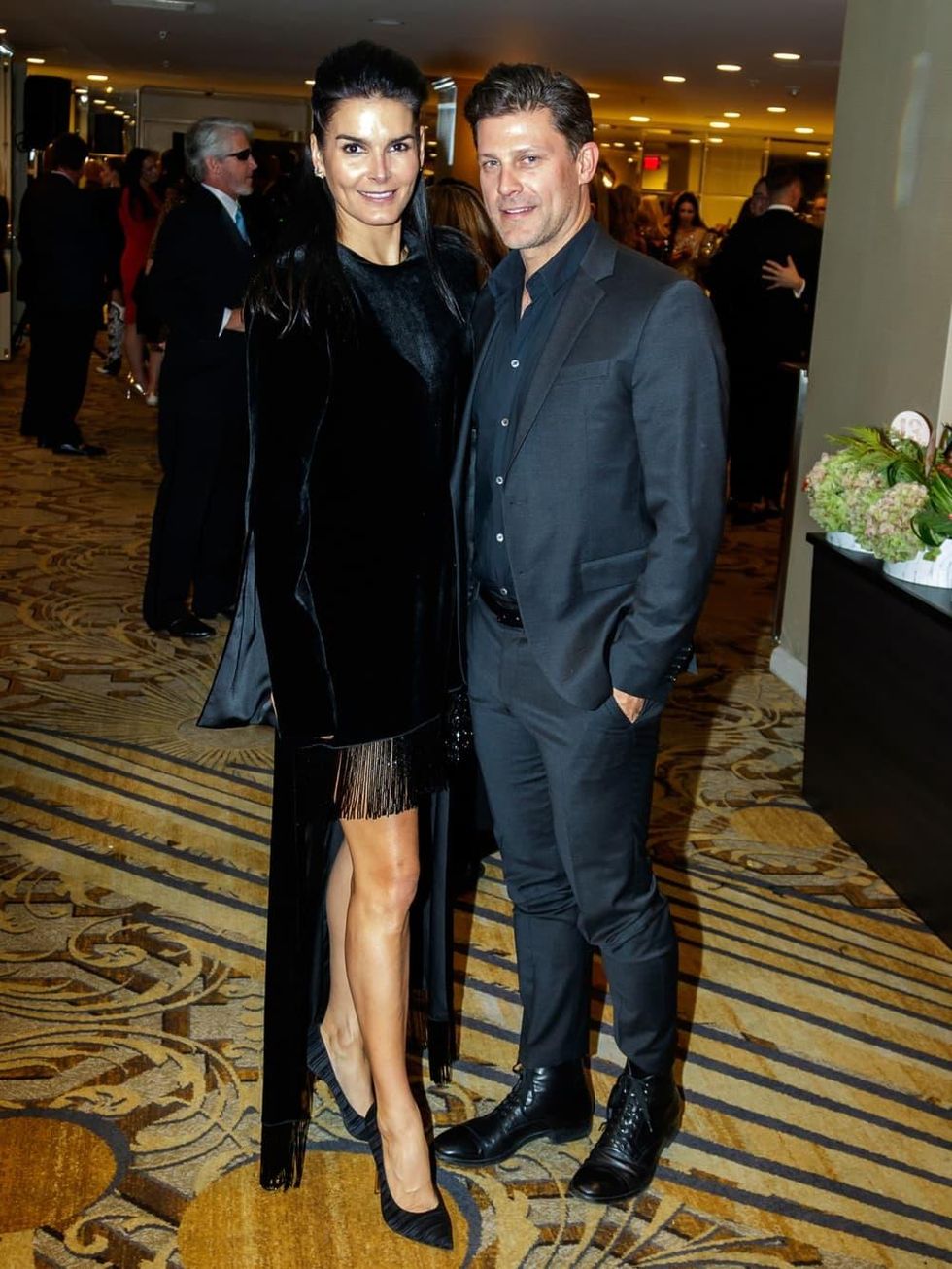 Angie Harmon, Greg Vaughn