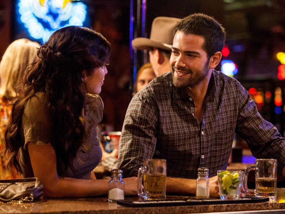 Annalynee McCord and Jesse Metcalfe in season 3 of Dallas