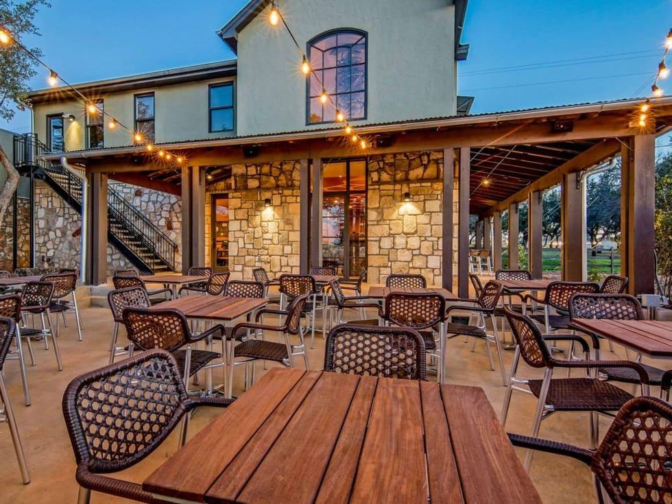 Apis Restaurant exterior