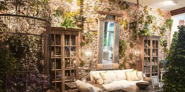 Luxury furniture brand opens first Texas outlet store in buzzy DFW locale - Vimarsana News