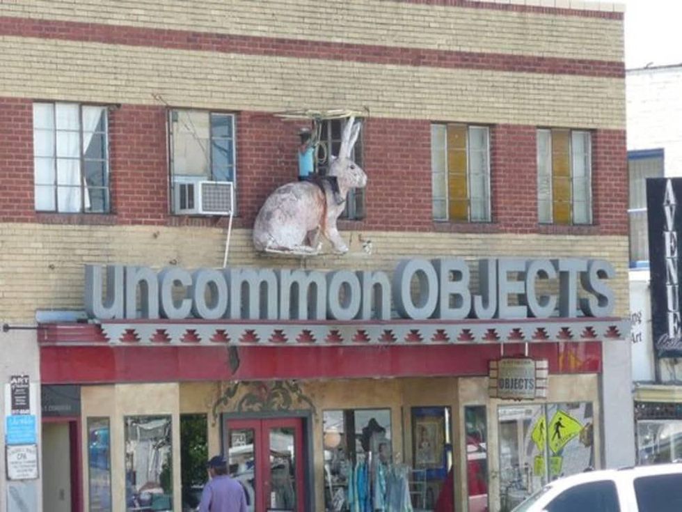 Austin Photo: Places_shopping_uncommon_objects_exterior