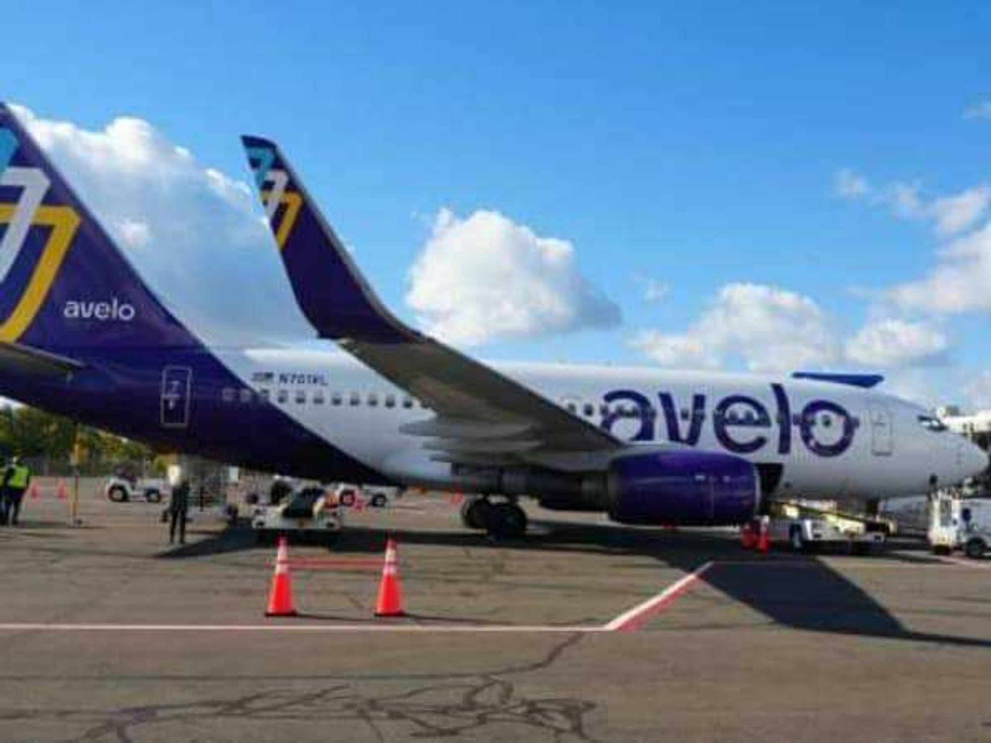 Avelo Airlines plane