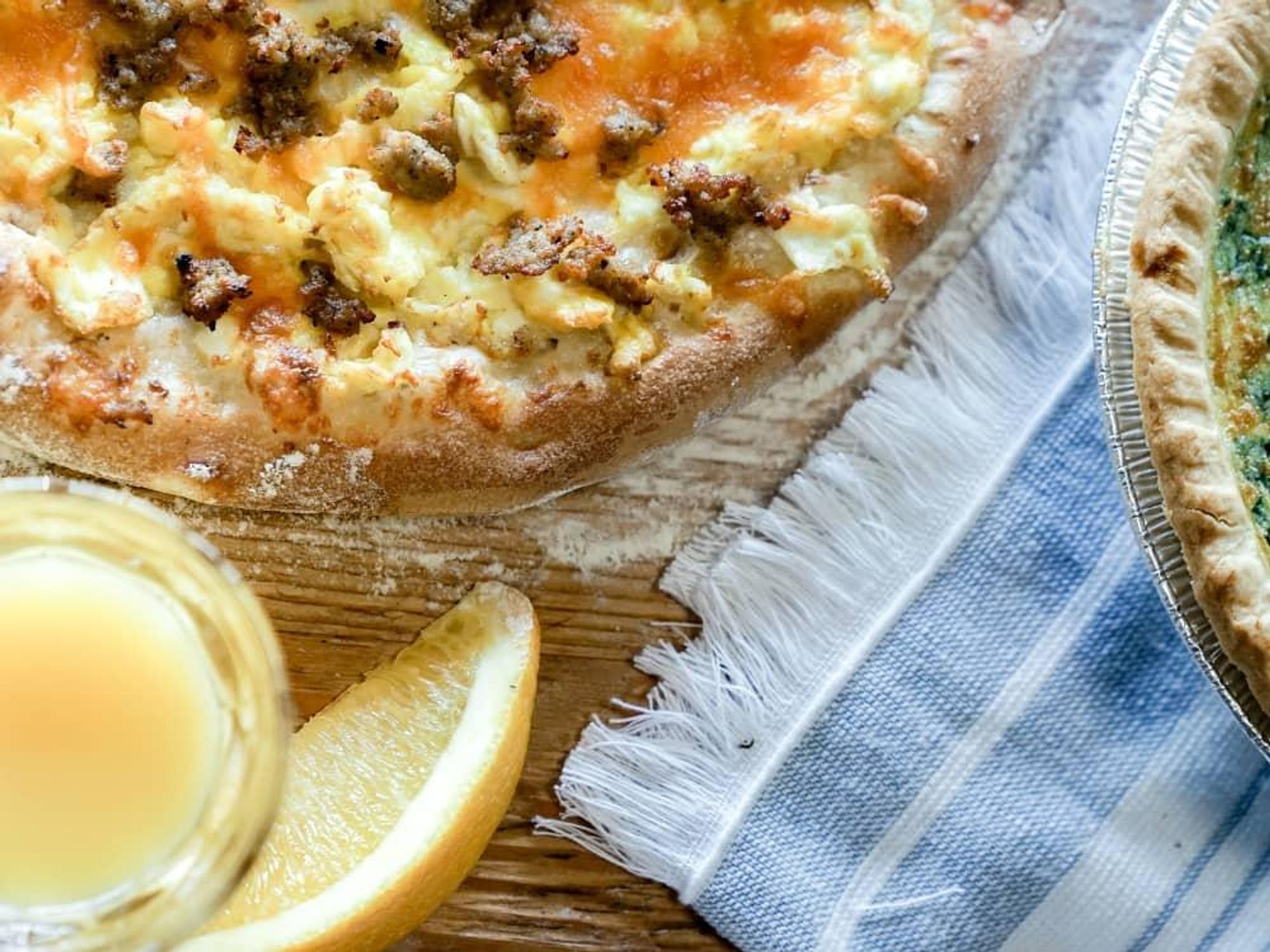 Aviator Pizza & Drafthouse presents Mother's Day Brunch