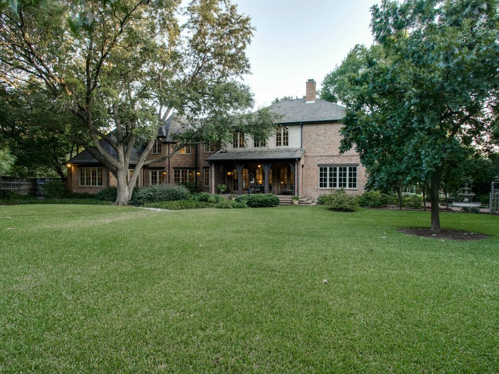 Backyard at 5433 Falls Road in Dallas