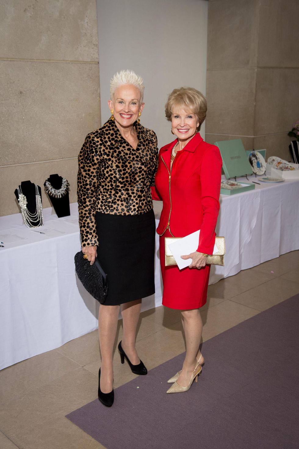 Barbara Daseke, Kay Hammond