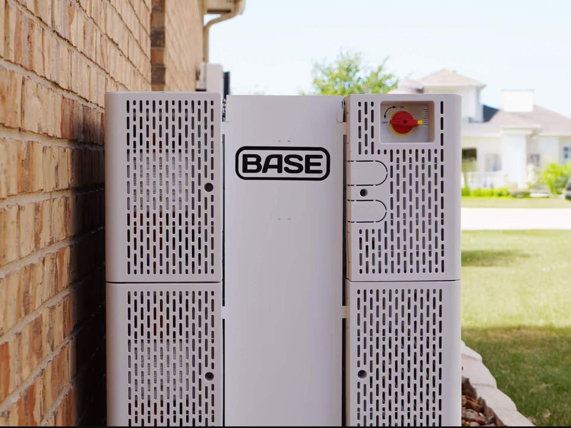 Power company with backup battery service expands to Dallas ...