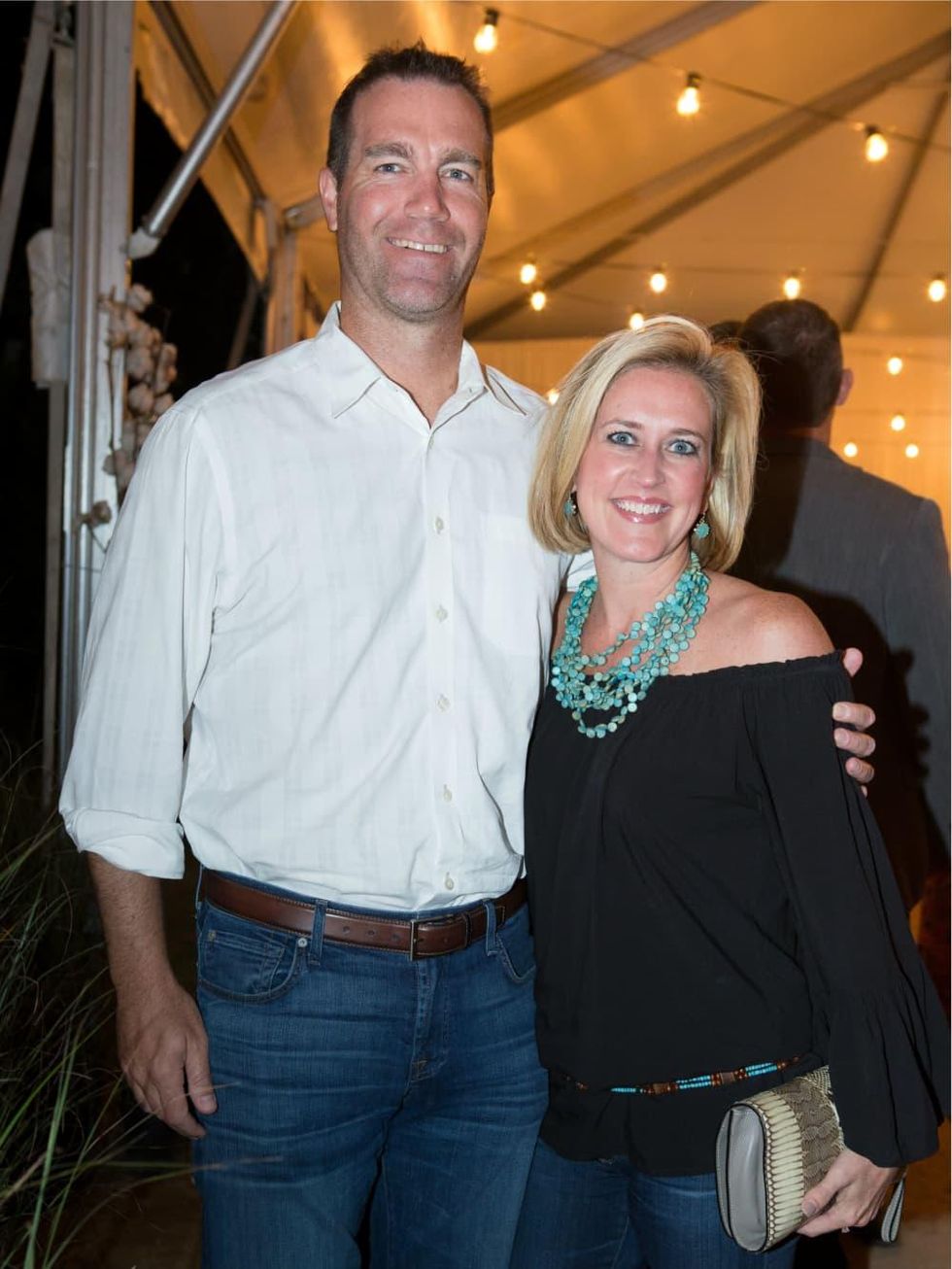 Rousing gala lassos loot for crucial equestrian therapy in McKinney ...