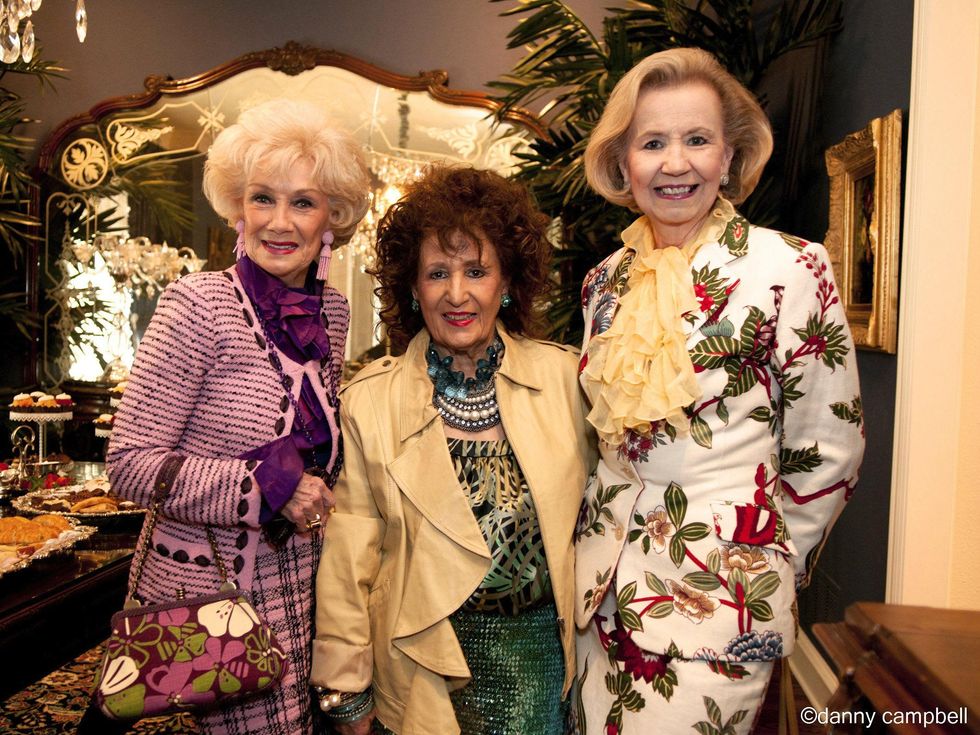 Billie Leigh Rippey, Mary Lee Cox, Yvonne Crum, Les Femmes Du Monde, Woman of the Year