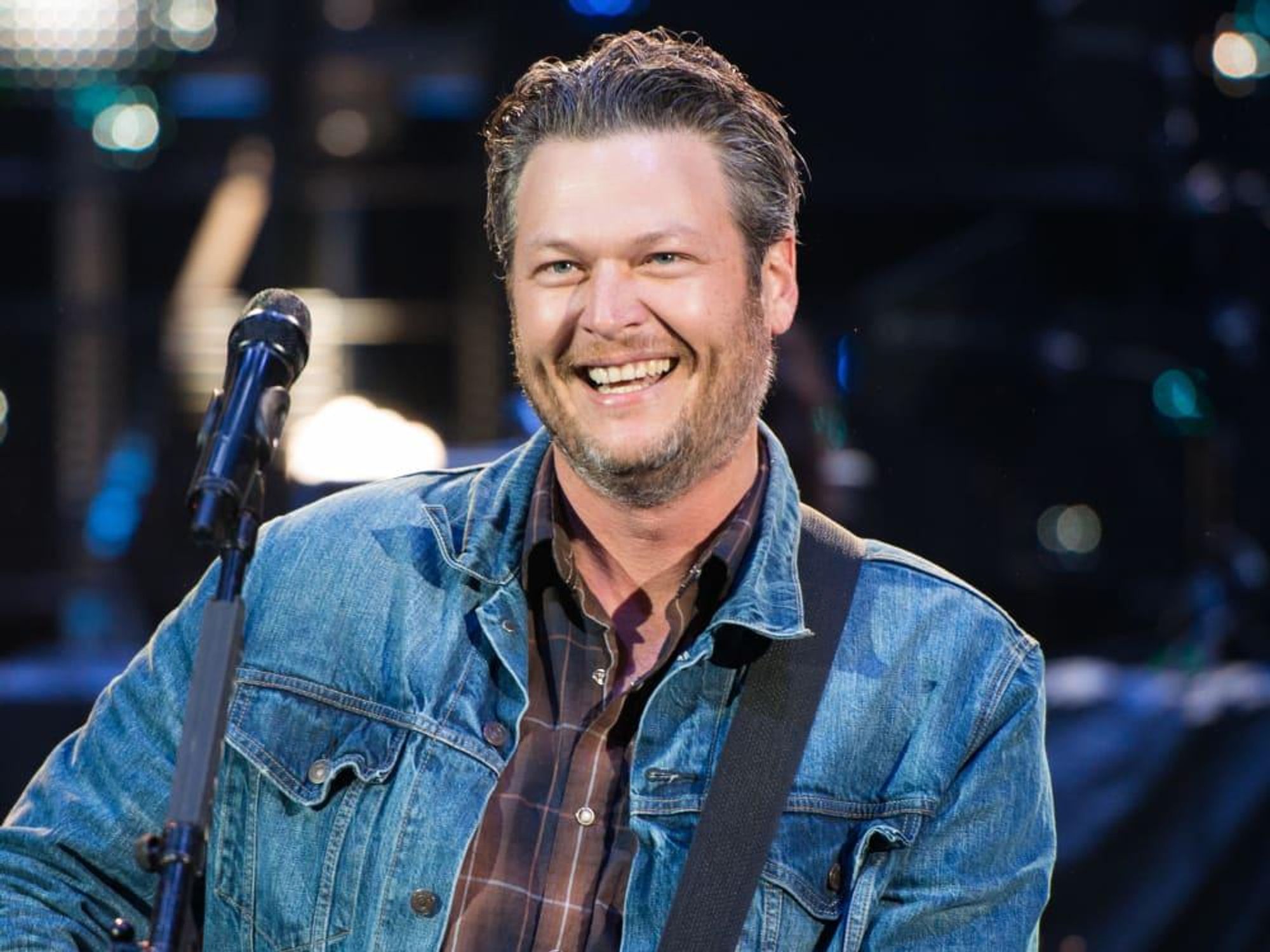 Blake Shelton at Houston Rodeo March 2015