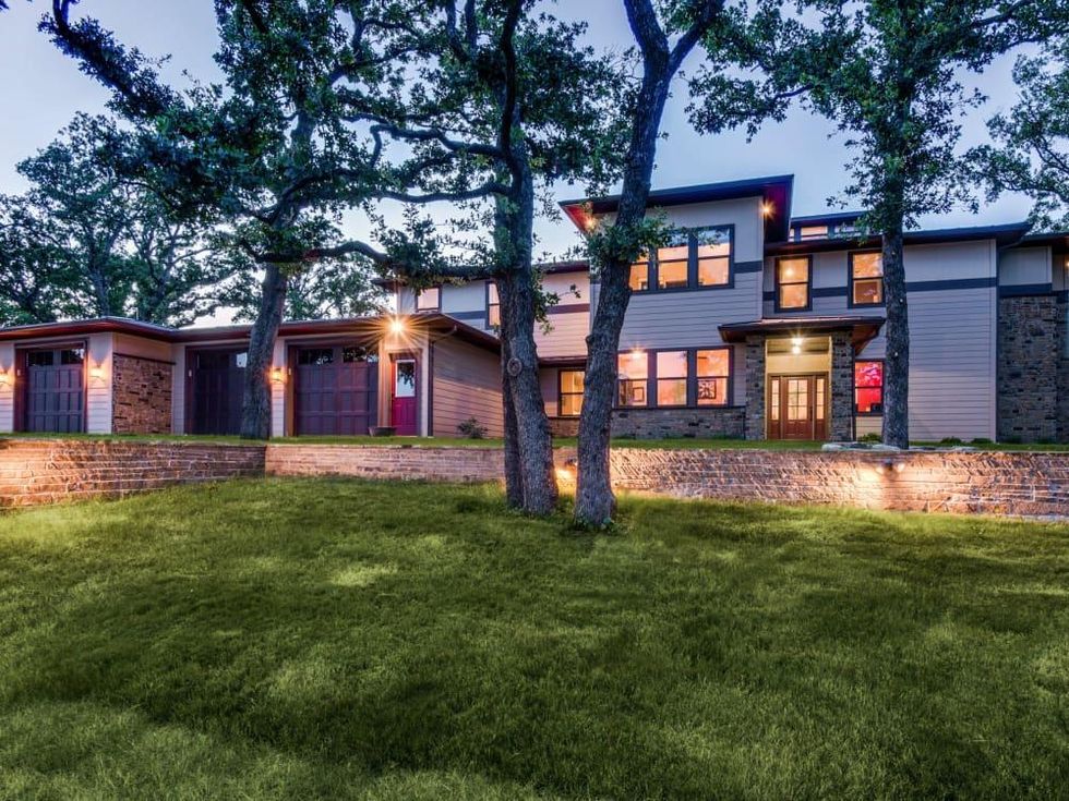 Bridle Path Aubrey Exterior