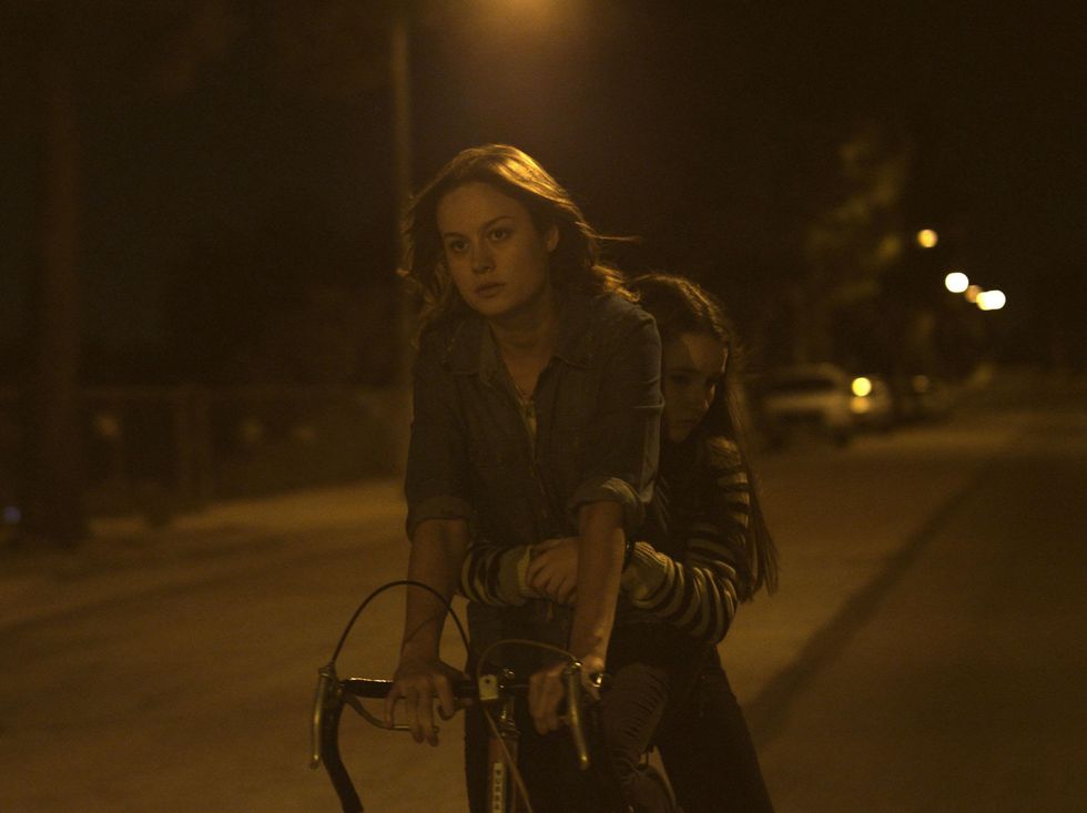 Brie Larson and Kaitlyn Dever in Short Term 12