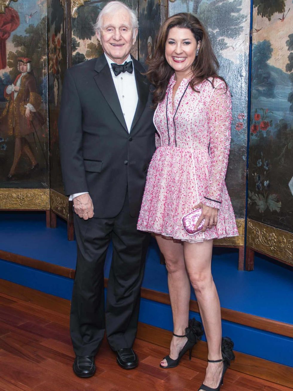 Capera Ryan, Joe Minton