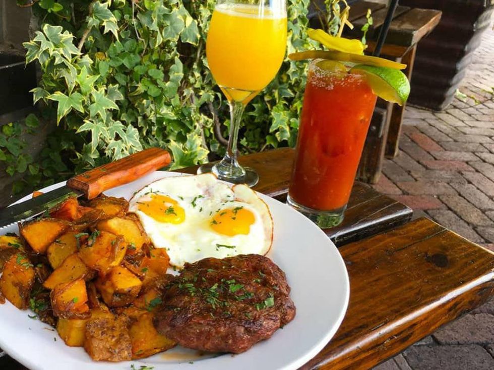 Capitol Pub in Dallas