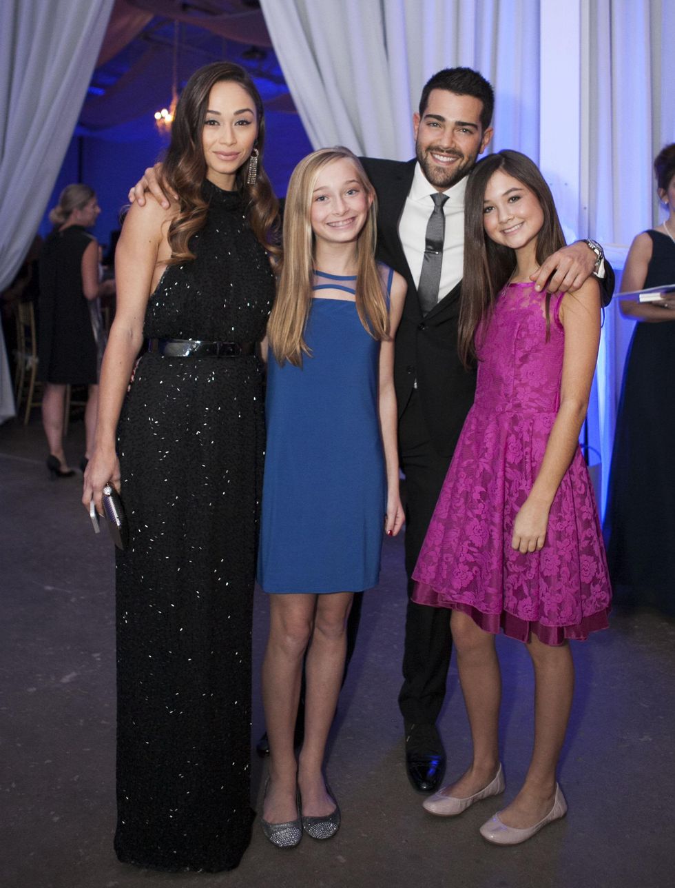 Cara Santana, Jesse Metcalfe and fans at Hollywood Domino Dallas 2014