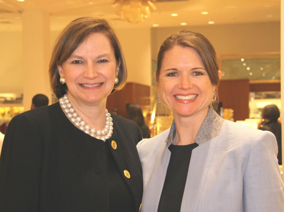 Carol Glendenning and Debra Brennan Tagg, NM salutes United Way