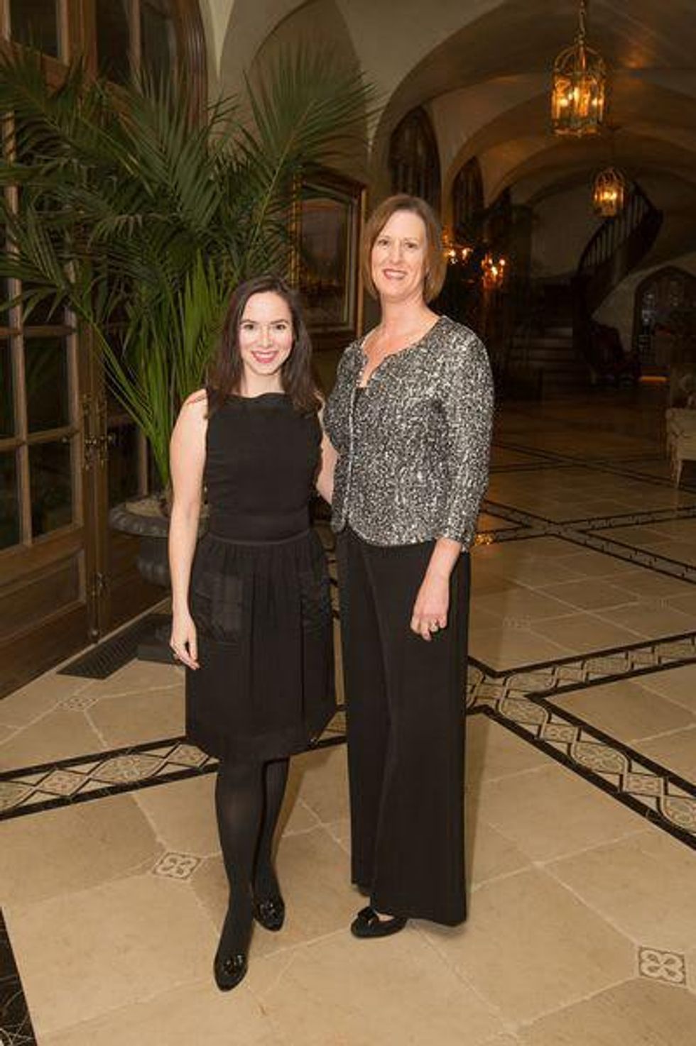 Caroline Kohl, Laura Johnson