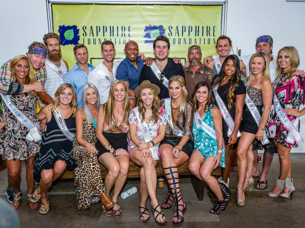 Carolyn \u201cMama C\u201d Rivera, Tyler Fredrickson, Max Dawson, Jake Pavelka, Cory Shivar, Uchenna Agu, Alex Stein, Keith Nale, Joe Anglim, Mike Holloay, April Lewis (bottom row) Jenn Bro wn, Kelly Shinn, Missy Payne, Baylor Wilson, Sierra Dawn Thomas, Brandi