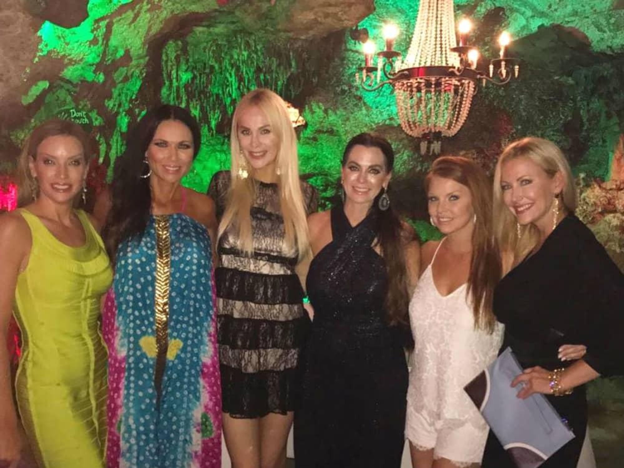 Cary, LeeAnne, Brandi, Stephanie, Kameron, and D'Andra of Real Housewives, Mexico cave