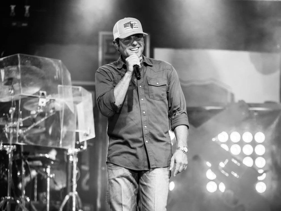 Casey Donahew & Friends in concert