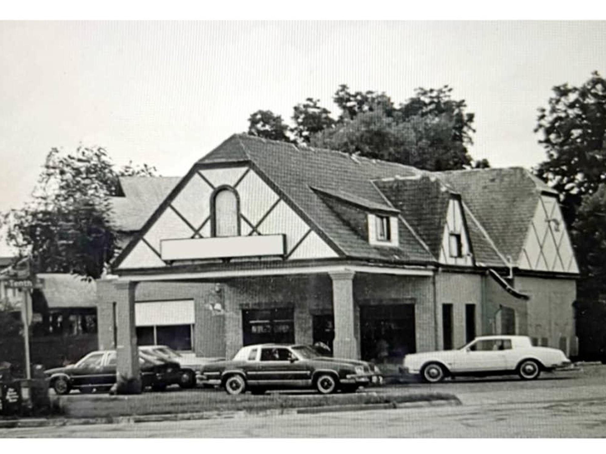 Cenzo pizza / oak cliff mobil