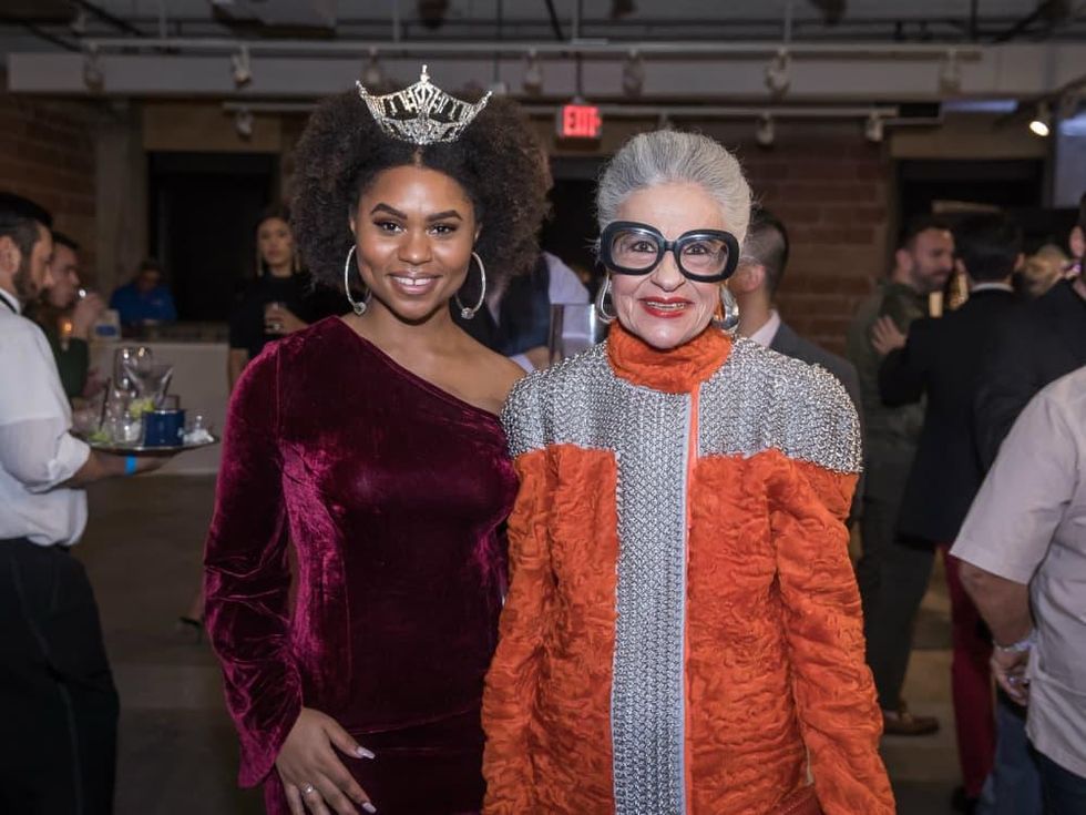 Chandler Foreman, Joy Venturini Bianchi