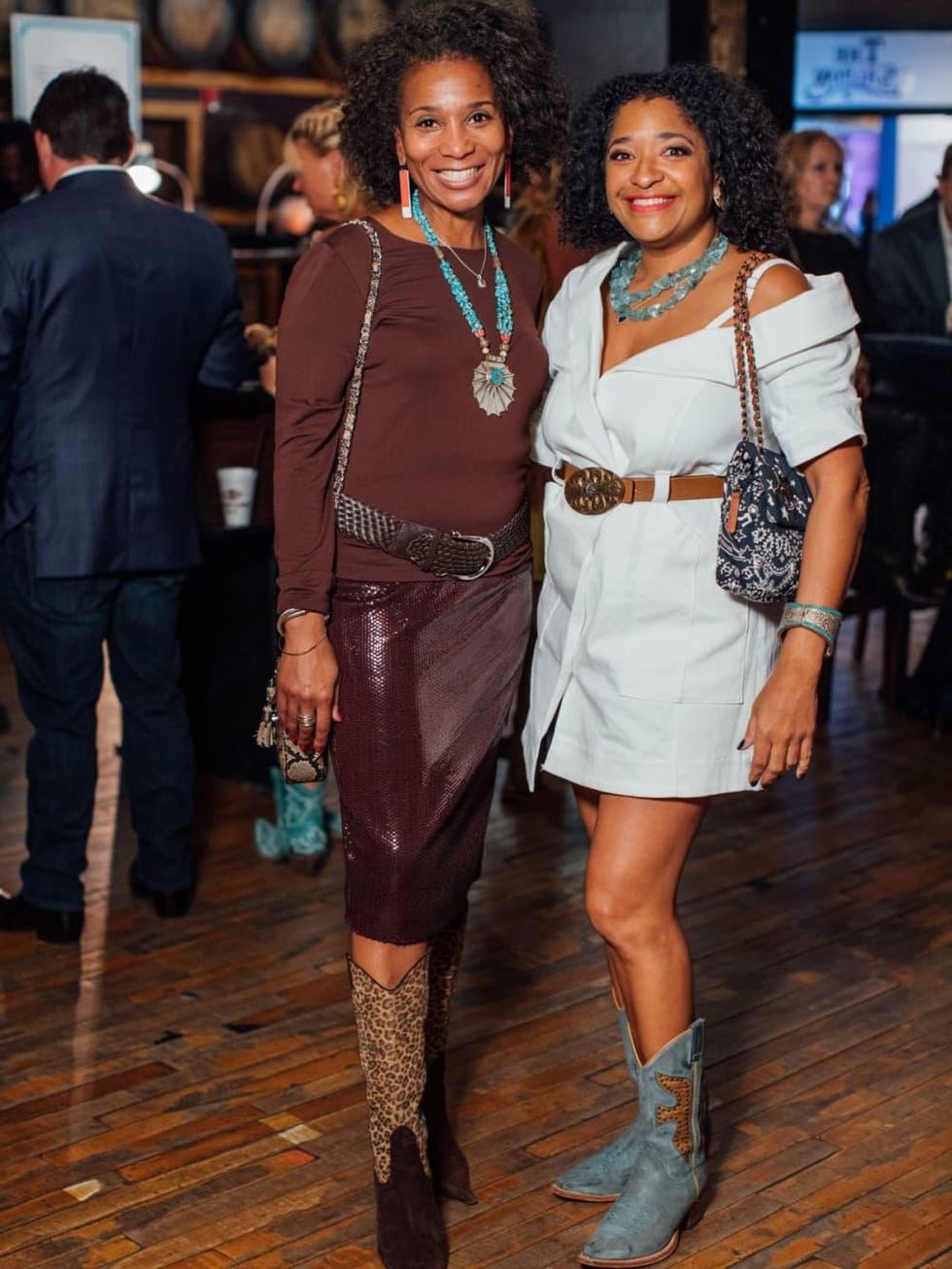 Chaton Turner, Tasha Grinnell