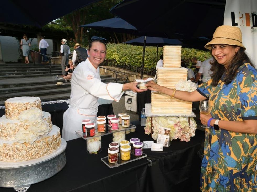 Chef Dunia Borga, Monica Narula