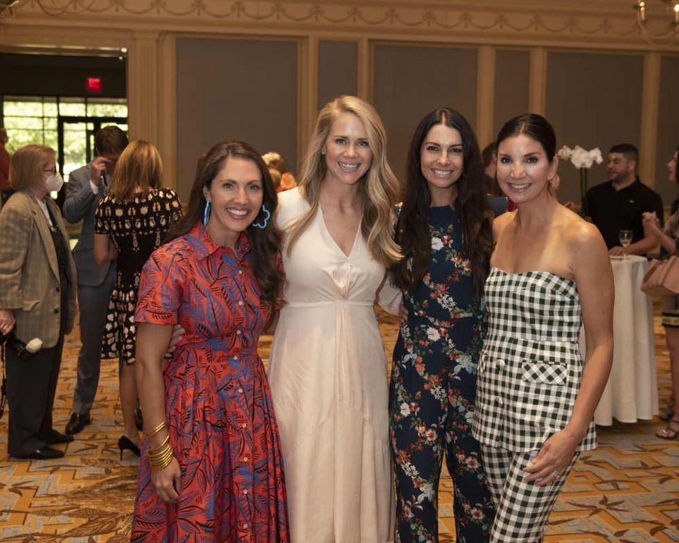 Chelsea Bailey, Caroline Mooi, Lane Pender, Lindsay Morris