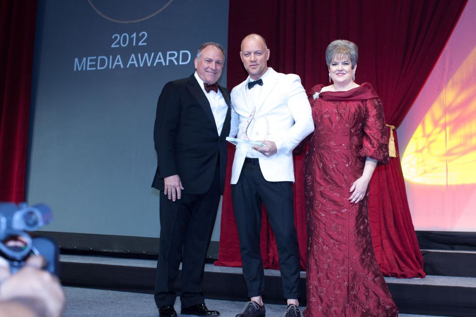 Chris Kouvelis, Geoffrey Henning, Mitzi Lemons