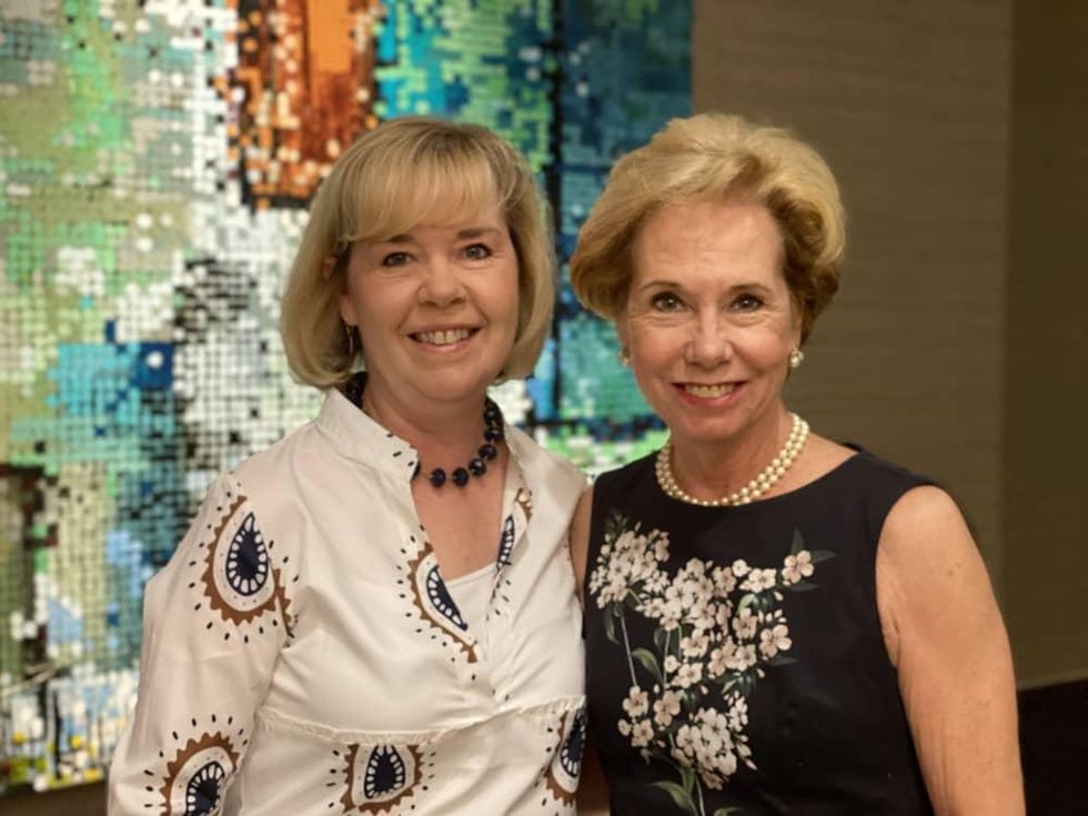 Christie Carter, Pam Busbee